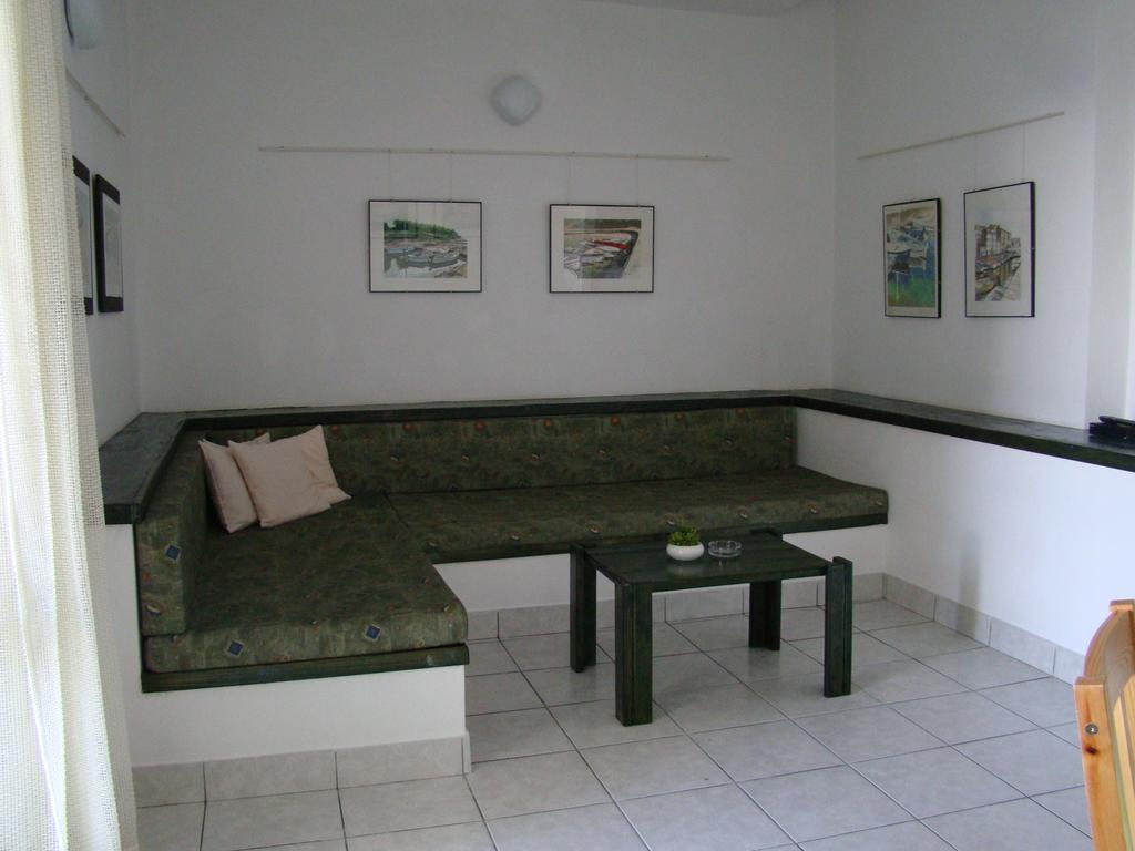 مورتير Apartments Sanda الغرفة الصورة