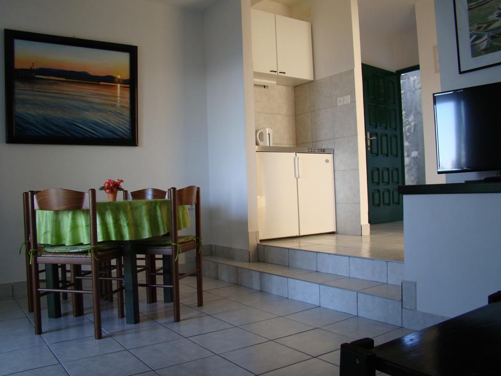مورتير Apartments Sanda الغرفة الصورة