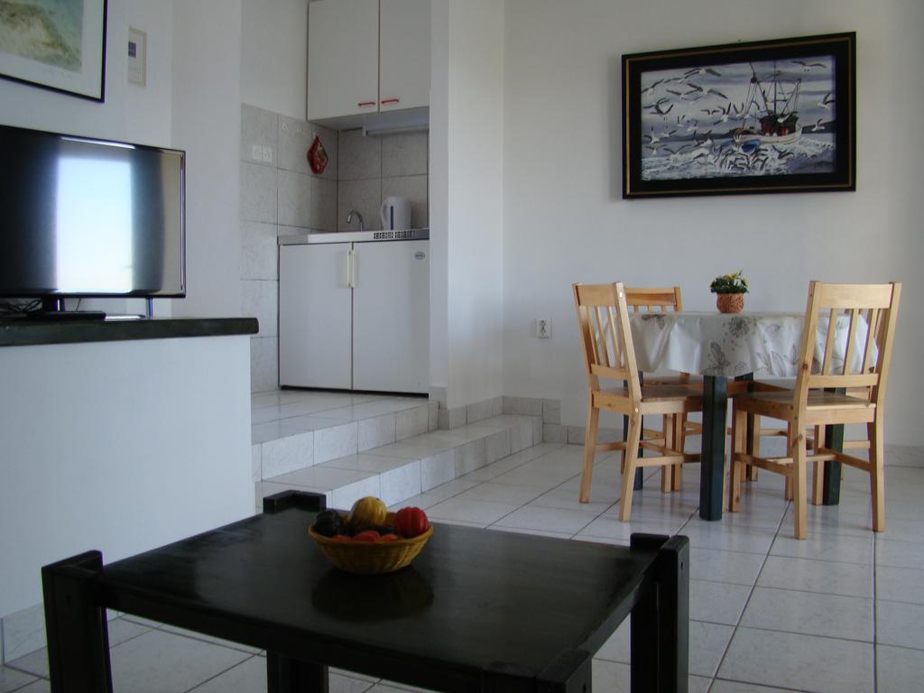 مورتير Apartments Sanda الغرفة الصورة
