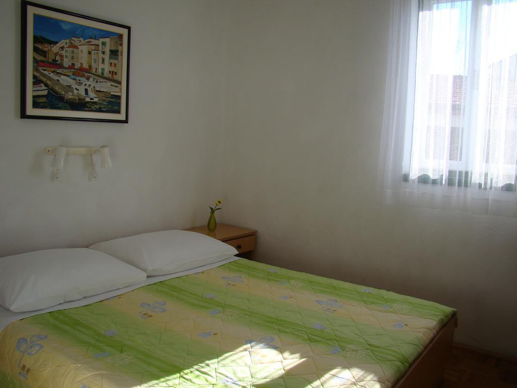 مورتير Apartments Sanda الغرفة الصورة